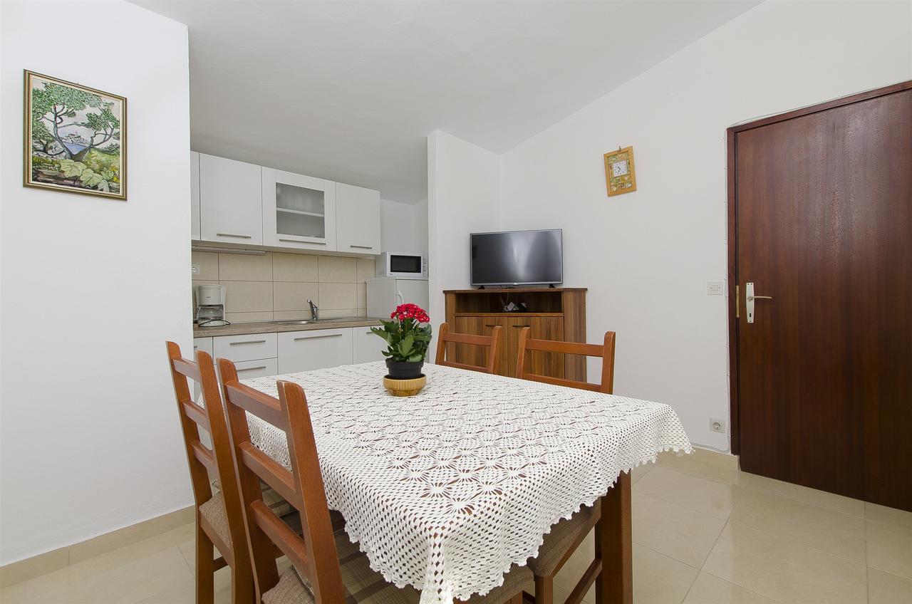 Apartment Josipa Primošten Esterno foto